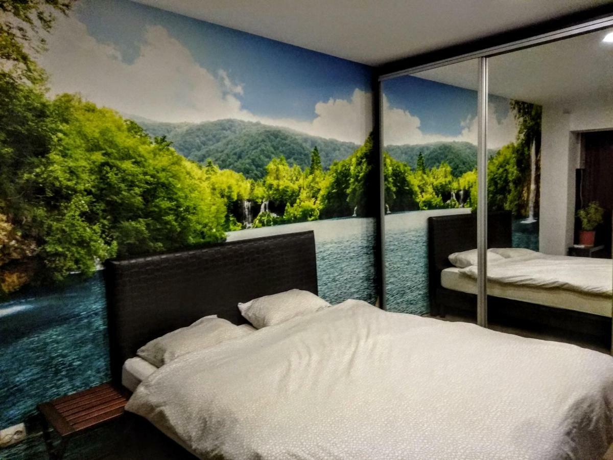 Apartamento Cozy Downtown Oasis Bucarest Exterior foto