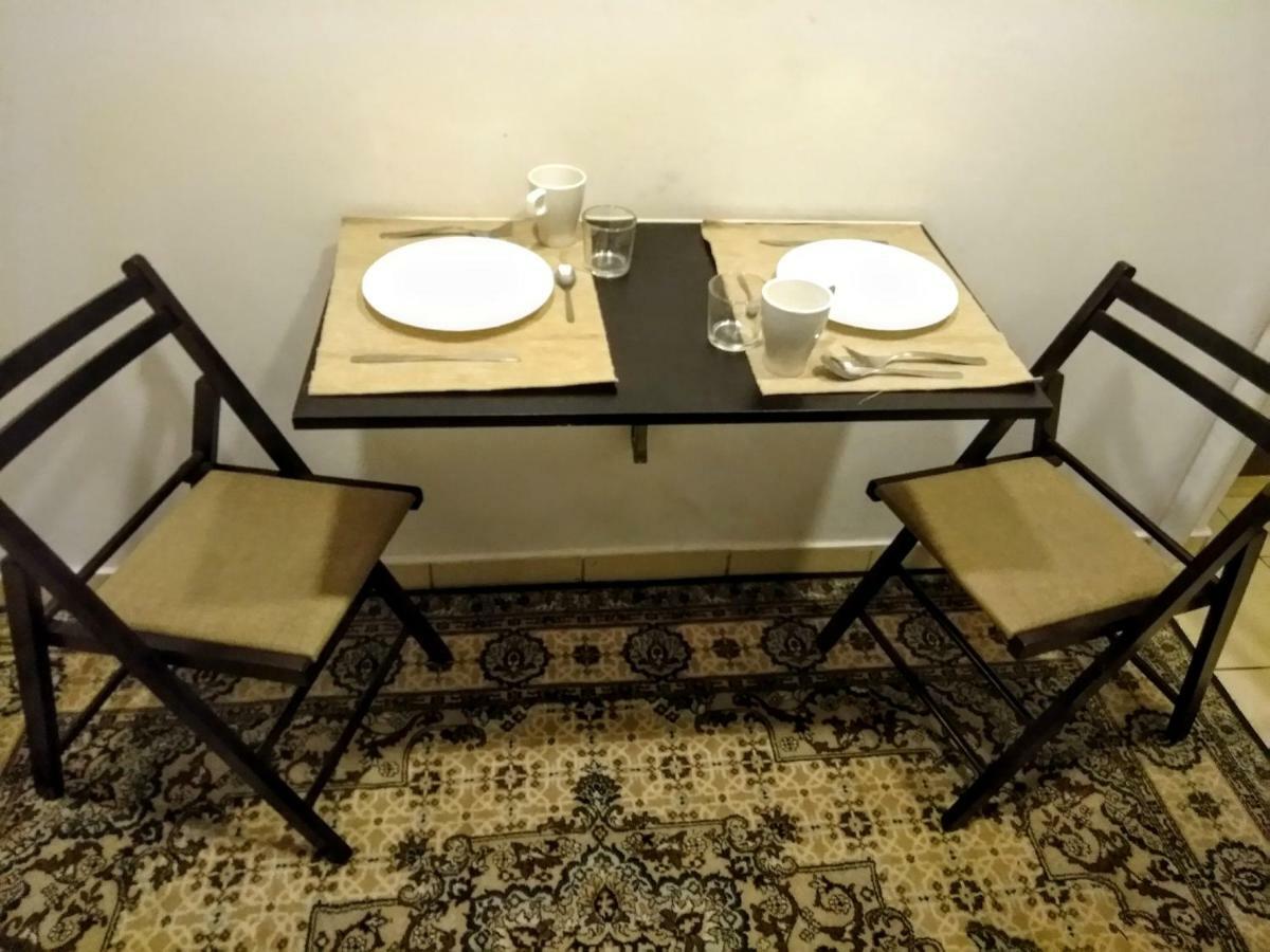 Apartamento Cozy Downtown Oasis Bucarest Exterior foto